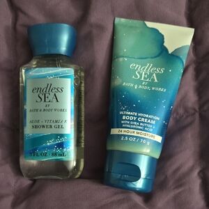 Bath & Body Works Blue Body Wash Refreshing Experience